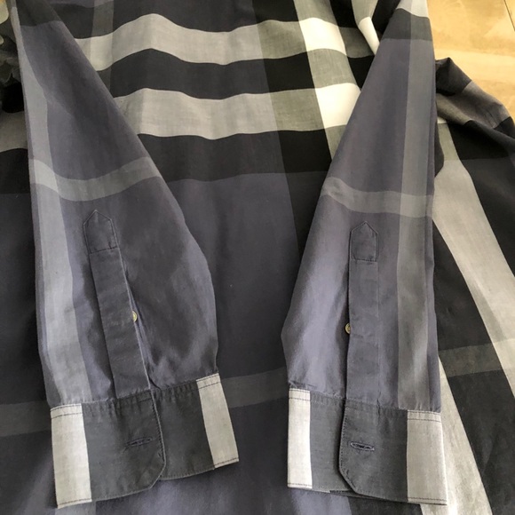 💙BURBERRY💙 - Picture 10 of 16